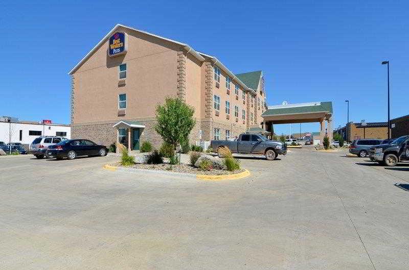 Heritage Hotel And Suites Dickinson Konforlar fotoğraf